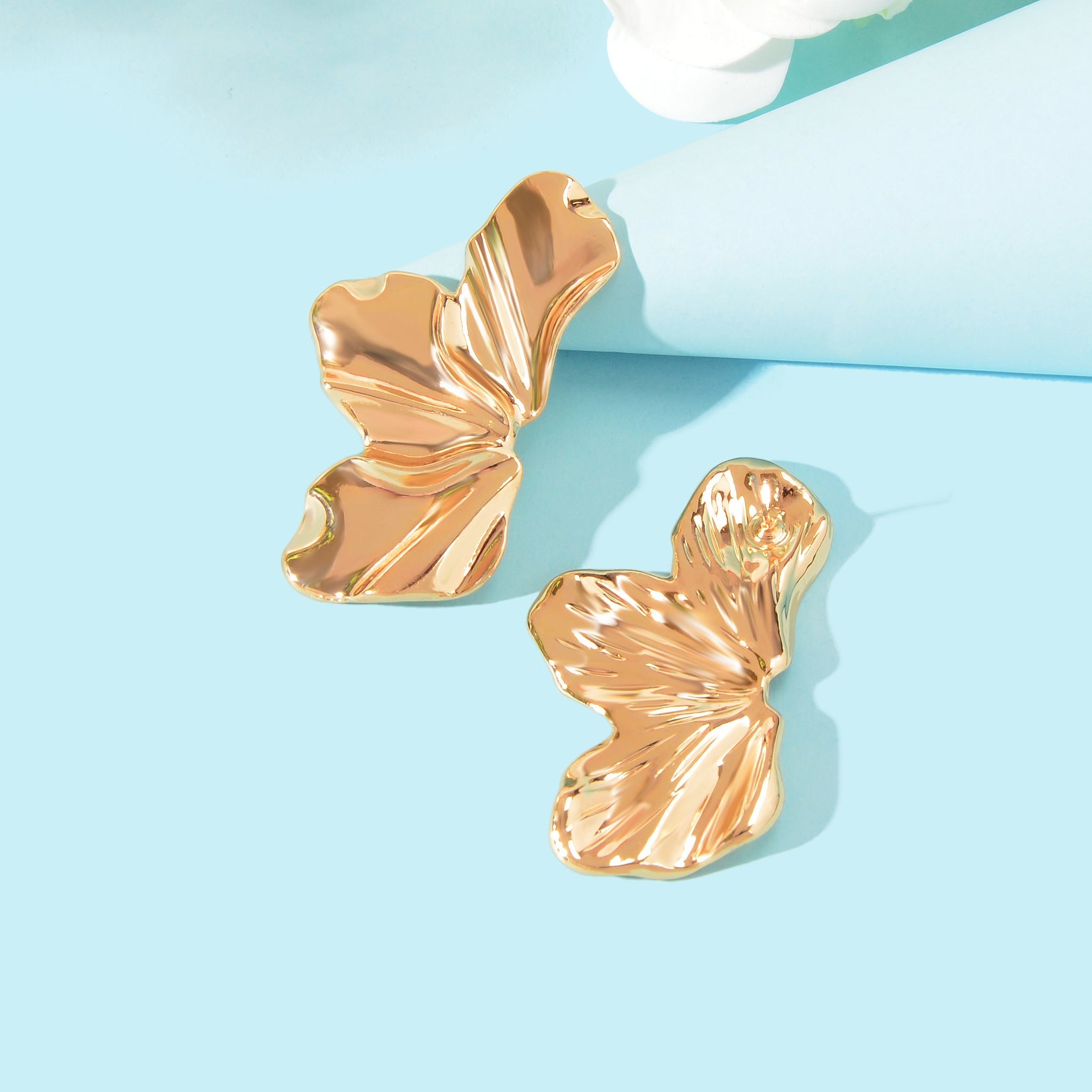 Stylish Golden Metal Geometric Irregular Leaf Stud Party Earrings for Women-2